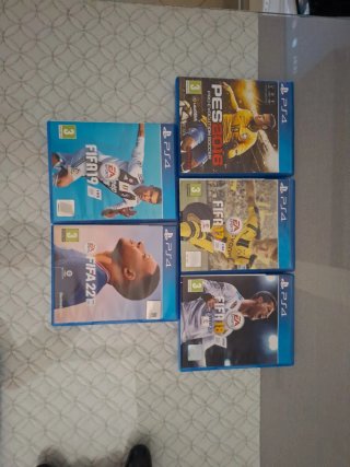 Lote Juegos PS4 FIFA y PES