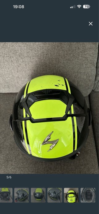 Casco Scorpion Moto Negro y Amarillo