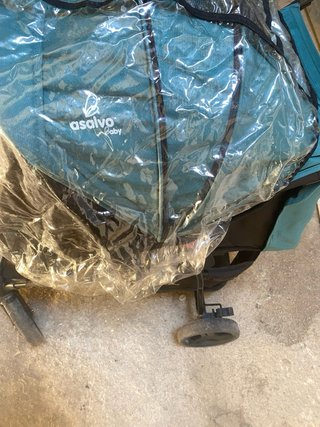 Silla de paseo Asalvo y trona bebé ikea