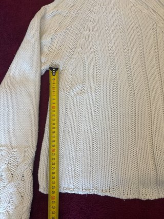 Jersey de cuello alto beige