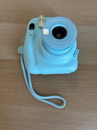 Cámara Instax Mini 11 con Accesorios