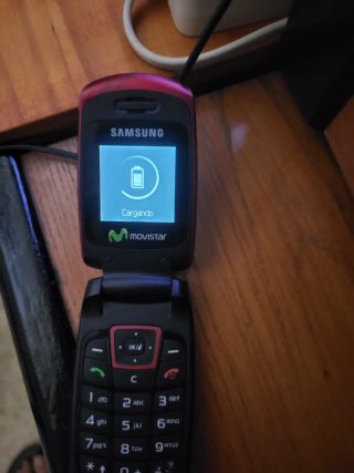 Samsung SGH-B270i Libre + Cargador