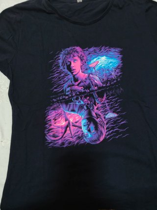 Camiseta Black is my happy color