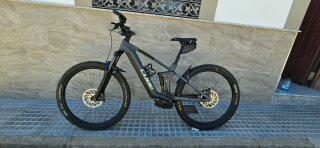 CUBE Híbrida Stereo Race 140