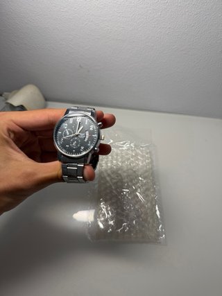 Reloj de pulsera plateado