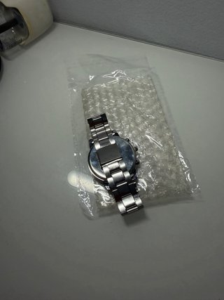 Reloj de pulsera plateado