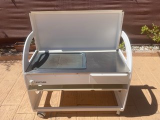 Plancha Profesional Eléctrica KETTLER
