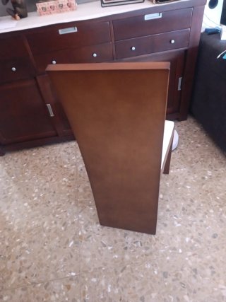 Sillas de comedor beige y madera maciza