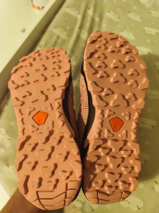 Zapatillas trekking Quechua Talla 36 sin usar