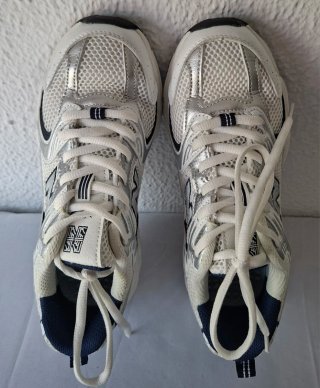 Zapatillas deportivas Blancas y Plateadas T.37