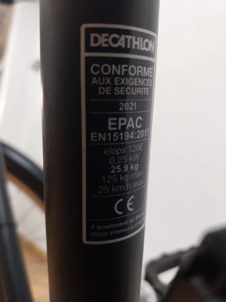 Bicicleta Eléctrica DECATLON ELOPS negra