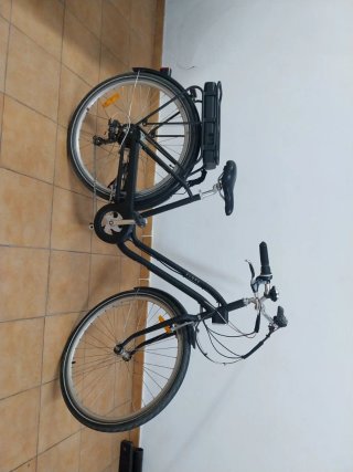 Bicicleta Eléctrica DECATLON ELOPS negra