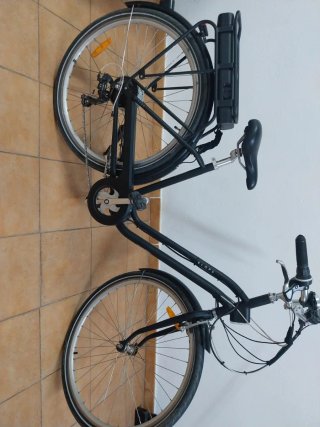 Bicicleta Eléctrica DECATLON ELOPS negra