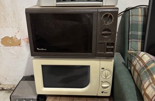 2 Microondas Moulinex y Thaos