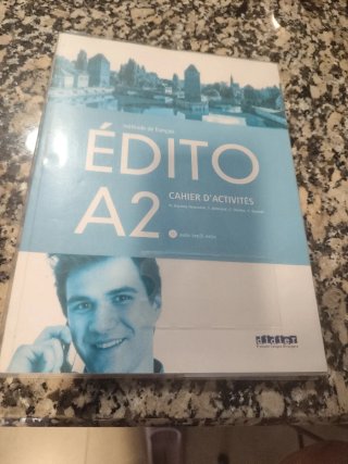 Libro de texto frances