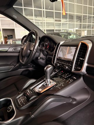 Porsche Cayenne 2012