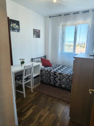 Alquiler de habitación para chica/mujer