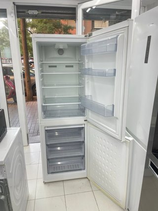 Nevera Beko Combi Blanca