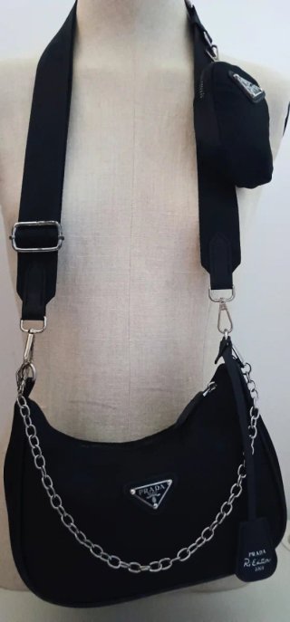 Bolso bandolera estilo prada negro.