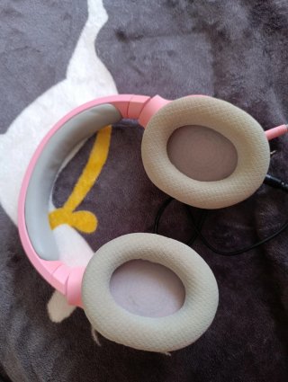 Auriculares Razer Rosas con Micrófono