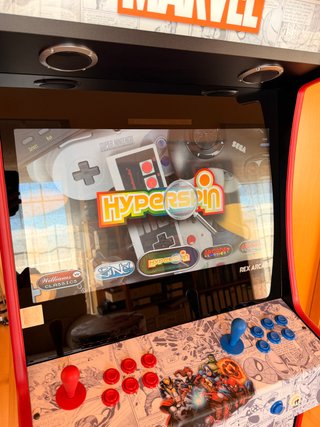 Máquina Arcade Megaplayer + 2 Pistolas + Taburete