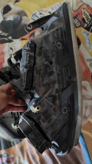 Faros Skoda Superb