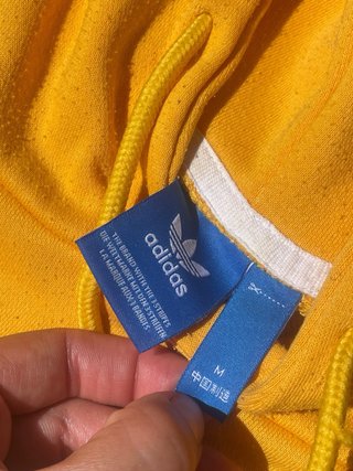 Sudadera Adidas Amarilla con Logo