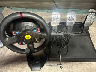 BASE Volante Thrustmaster TX XBOX y PC