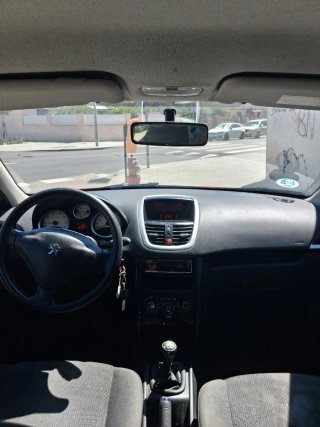 Peugeot 207 2009
