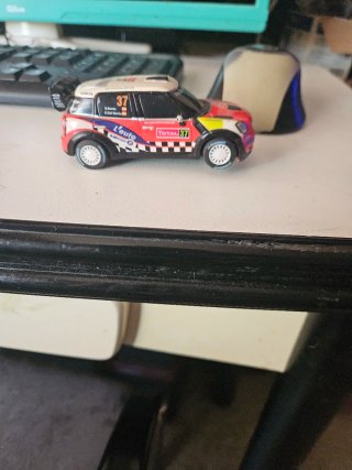 Coche Scalextric Citroën y MINI