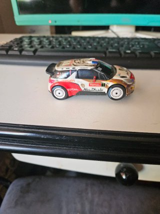 Coche Scalextric Citroën y MINI