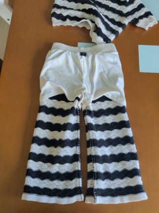 Conjunto niña rayas blanco y negro