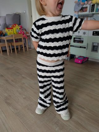Conjunto niña rayas blanco y negro
