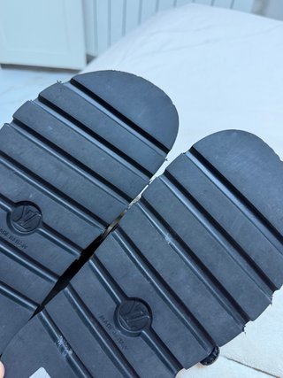 Zapatos Louis Vuitton Marrones y Dorados