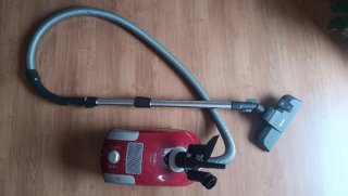Aspiradora Miele Compact C1 PowerLine SCAF3