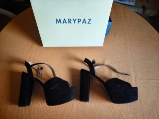 Sandalias Marypaz Plataforma Tacón Ancho Negras