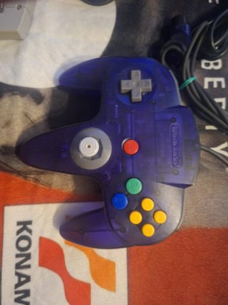 Nintendo N64 Viola con Kirby 64