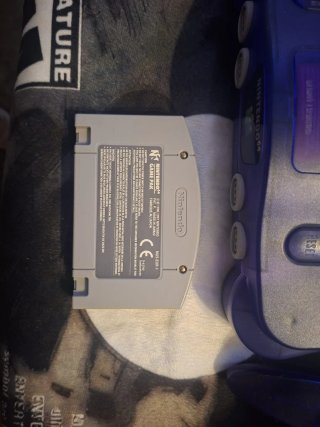 Nintendo N64 Viola con Kirby 64