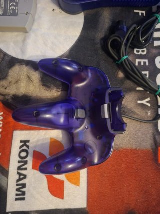 Nintendo N64 Viola con Kirby 64
