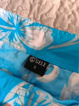 Pantalón corto mujer floral azul