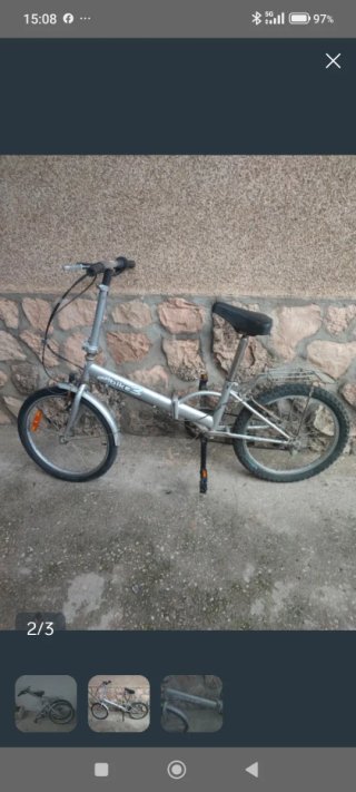 Bicicleta plegable plateada