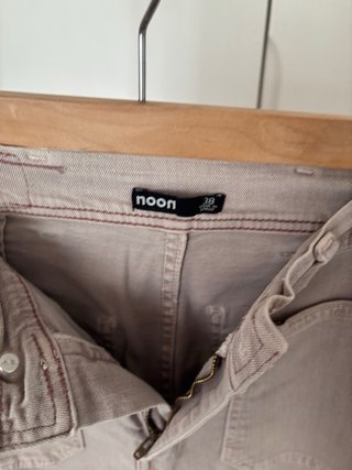 Pantalón beige Noon talla 38
