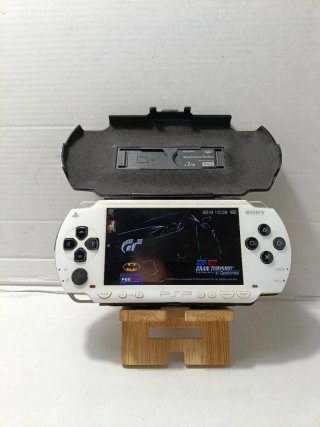 Sony PSP Blanca con Juegos