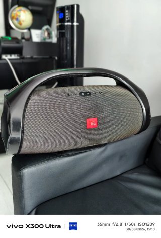 Altavoz JBL Boombox Negro/Gris 80W