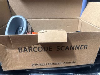 Scanner di codici a barre nero e arancione