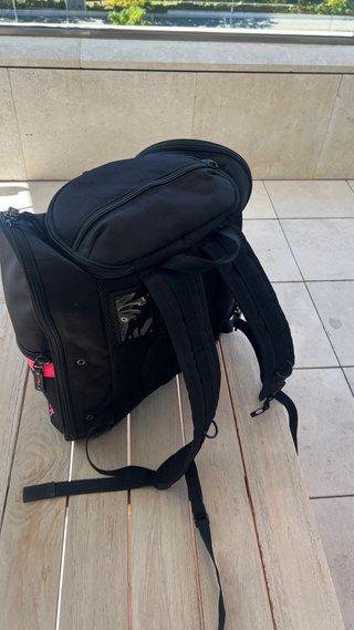 Botas de esquí Lange Moradas, casco S y su mochila