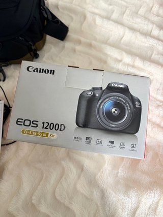 Canon EOS 1200D EF-S 18-55mm III Kit