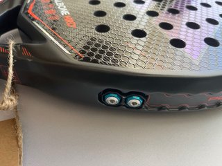 Pala Adidas Metalbone HRD+ 2026 PRECINTADA