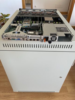 Dell PowerEdge R620 1U 4x 2.5" (SFF)