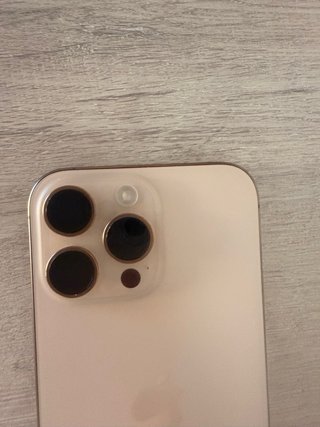 iPhone 16 Pro Max 256GB Oro Rosado (Negociable)